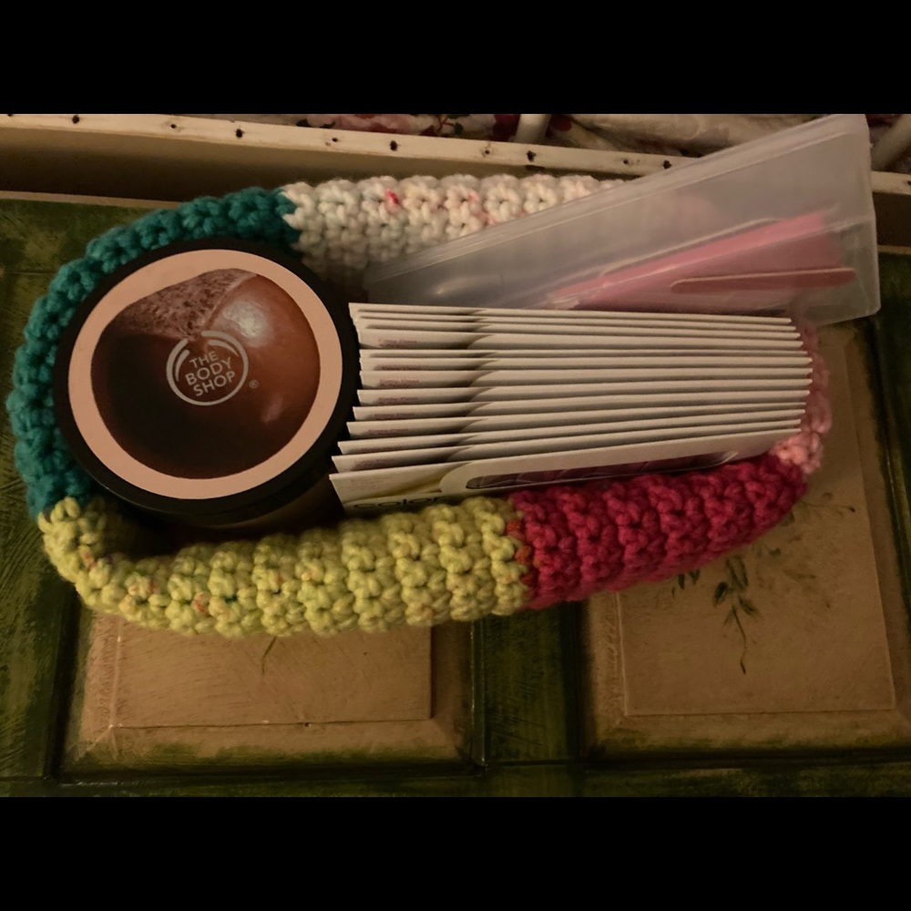Handmade Basket - Picture 2 of 6